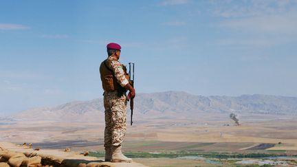 Un Peshmerga sur la ligne de front
 (Ad Vitam)