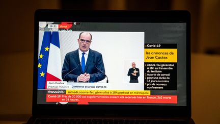 Le Premier ministre, Jean Castex, lors d'une conférence de presse sur la situation&nbsp;sanitaire, le 14 janvier 2021, à Paris. (GABRIELLE CEZARD / HANS LUCAS / AFP)