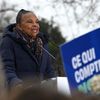 Christiane Taubira annonce sa candidature, à Lyon, le&nbsp;15 janvier&nbsp;2022. (JEAN-PHILIPPE KSIAZEK / AFP)