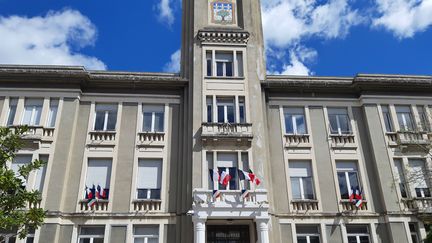 L'hôtel de ville de Privas en Ardèche. (NATHALIE RODRIGUES / RADIO FRANCE)