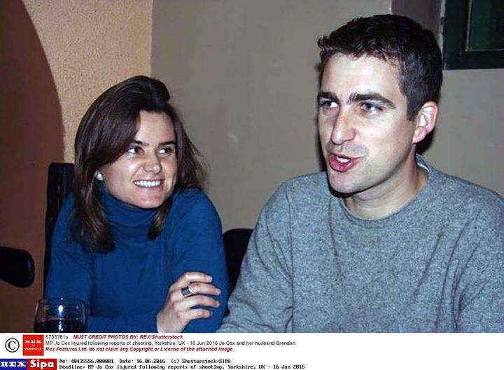 Jo Cox et son mari Brendan Cox (photo non datée). (SHUTTERSTOCK/ SIPA)