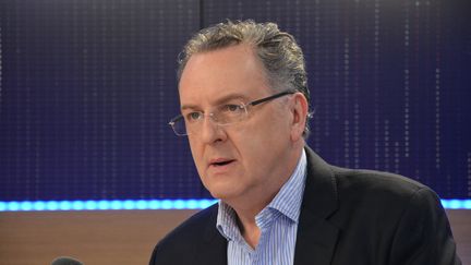 Richard Ferrand invité de franceinfo le 21 décembre 2016. (JEAN-CHRISTOPHE BOURDILLAT / FRANCE-INFO)