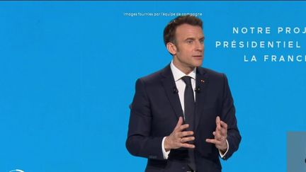 Présidentielle 2022 : Emmanuel Macron propose un allègement des droits de succession