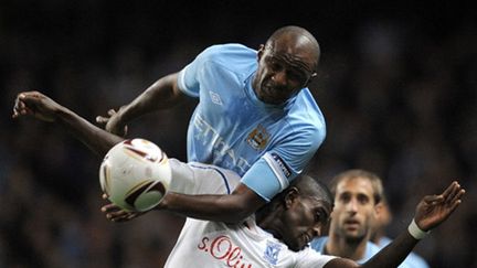 Patrick Vieira sur le terrain sous le maillot de City, un moment rare