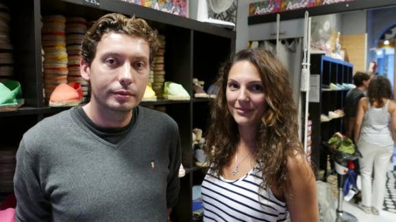 Olivia et Charles dans leur boutique "Marquis de Vissac" à La Valette (Photo Emmanuel Langlois)