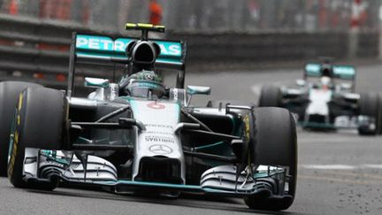 Nico Rosberg devant Lewis Hamilton, la grande rivalité de l'année 2014