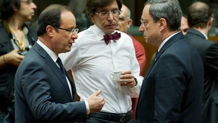 François Hollande tente de faire entendre sa voix au sommet de l'UE. (BERTRAND LANGLOIS / AFP)