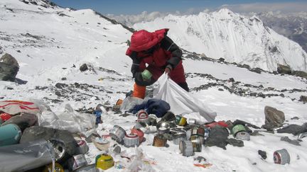  (NAMGYAL SHERPA / AFP)