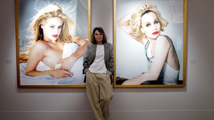 La photographe Bettina Rheims à son exposition "Pourquoi m'as-tu abandonnée ?" au Musée de la photographie Charles Nègre, le 13 juin 2024 à Nice. (VALERY HACHE / AFP)