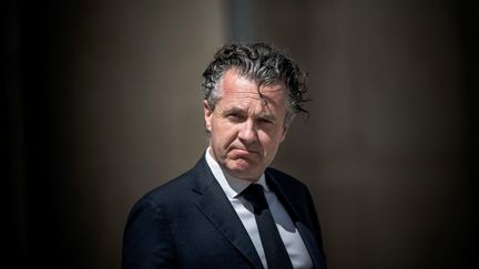 Le nouveau ministre de la Transition écologique et de la Cohésion des territoires, Christophe Béchu, le 1er juin 2022 à Paris. (ARTHUR NICHOLAS ORCHARD / HANS LUCAS / AFP)