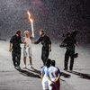 La torche olympique lors de la cérémonie d'ouverture des Jeux paralympiques, à Rio (Brésil), le 7 septembre 2016. (KAY NIETFELD / DPA)