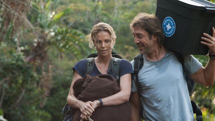 Charlize Theron et Javier Bardem dans "The Last Face"
 (Mars Films)