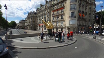 Capture d'écran Google Maps de la place au-dessus du pont de l'Alma, à Paris, qui doit être renommée&nbsp;"place Diana princesse de Galles". (GOOGLE MAPS)