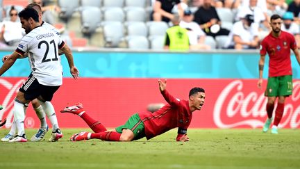 Après leur défaite contre l'Allemagne le 19 juin, Cristiano Ronaldo et le Portugal sont en position délicate dans le groupe D. (PHILIPP GUELLAND / POOL / EPA POOL)