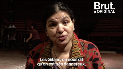 Le cirque Romanès est un des plus célèbres de France mais la troupe est parfois victime de propos discriminants.