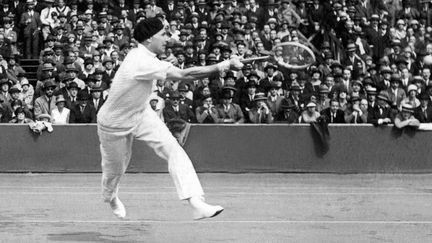 Le tennisman fran&ccedil;ais Jean Borotra, lors d'un match de Coupe Davis, en 1927. (AFP)