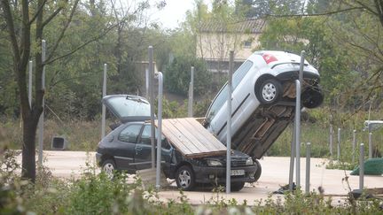 &nbsp; (Des voitures emportées par les inondations le 7 octobre 2014©MAXPPP)