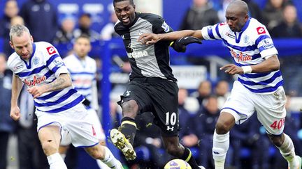 Les efforts d'Adebayor n'ont pas permis à son équipe d'arracher la victoire face à QPR.  (GLYN KIRK / AFP)