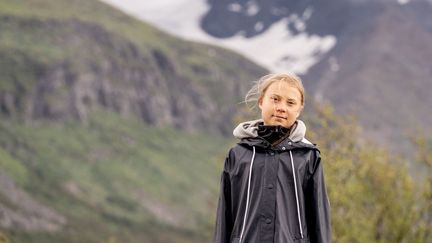 La militante pour le climat Greta Thunberg, près de la montagne Ahkka, en Laponie, dans le nord de la Suède, le 13 juillet 2021. (CARL-JOHAN UTSI / TT NEWS AGENCY / AFP)