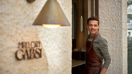 Le jeune chef Mallory Gabsi a ouvert un restaurant à&nbsp;son nom près de l'Arc de Triomphe, à Paris. (MALLORY GABSI)