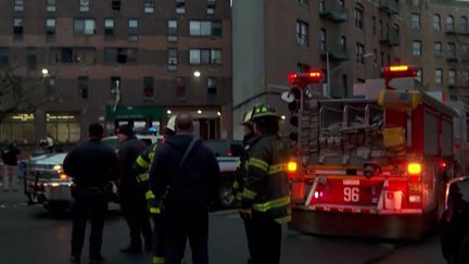 New York : un incendie meurtrier dans le Bronx fait 19 victimes