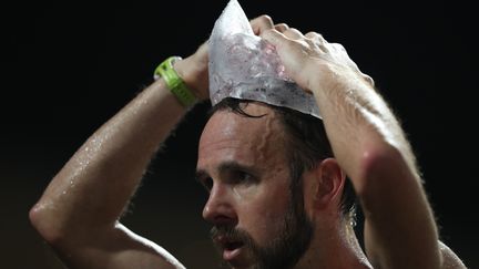 Le Néo-Zélandais Quentin Rew franchira la ligne d’arrivée du 50 km marche à la 11e place. A 26 minutes de sa meilleure performance de l’année. (ALEKSANDRA SZMIGIEL / REUTERS)