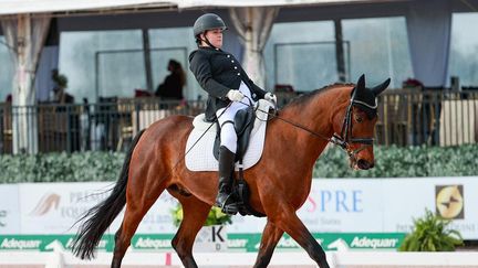 Béatrice de Lavalette vise une qualification aux Jeux paralympiques de Tokyo&nbsp;en para-dressage.&nbsp; (Susan Stickle)