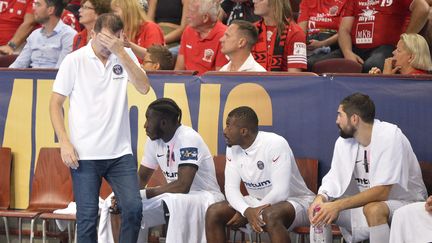 Le Paris Saint-Germain s'est écroulé sur le terrain des&nbsp;Hongrois de Veszprem, le 16 septembre 2021.&nbsp; (CSABA KRIZSAN / MTI / MAXPPP)