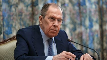 Le ministre des Affaires étrangères russe, Sergueï Lavrov, le 25 février 2022. (HANDOUT / RUSSIAN FOREIGN MINISTRY / AFP)