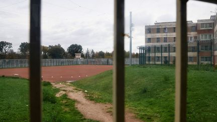 Un détenu de la maison d'arrêt du Val D'Oise à Osny s'est enfuit pendant une extraction médicale mardi 21 décembre.&nbsp; (THOMAS SAMSON / POOL)