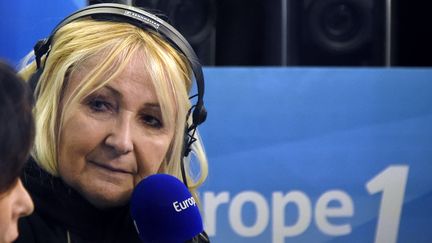 L'animatrice Julie Leclerc, le 19 mars 2015, à l'antenne d'Europe 1. (DOMINIQUE FAGET / AFP)