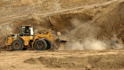 Bulldozer sur le site ancien de Tell es-Sakan, au sud de Gaza Ville, le 9 octobre 2017
 (Mahmud Hams / AFP)