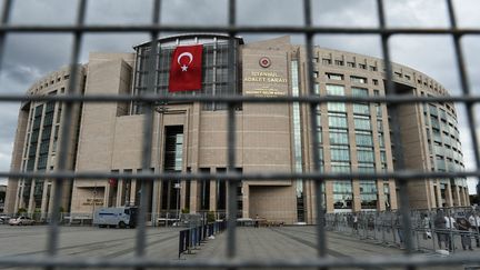 &nbsp; (Le palais de justice d'Ankara par où devraient transiter les personnes interpellées © BULENT KILIC / AFP)
