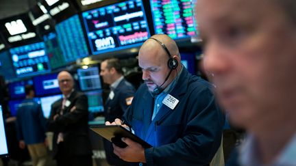 3 juillet 2019. Des courtiers à l'ouverture de la Bourse de New York (New York Stock Exchange).&nbsp; (GETTY IMAGES)