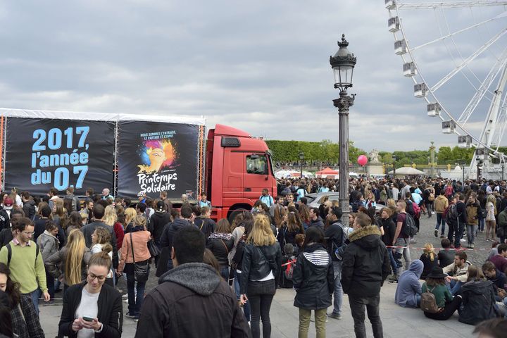 Non loin de la Concorde, le concert-manifestation "Printemps solidaire" le 16 avril 2017.
 (SADAKA EDMOND/SIPA)