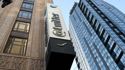 Le siège de Twitter à San Francisco, en Californie (Etats-Unis), le 4 novembre 2022. (SAMANTHA LAUREY / AFP)