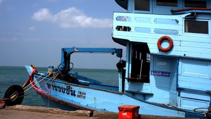  (© Maxppp  D’après le Guardian, les pêcheurs birmans employés sur les bateaux thaïlandais sont en situation d’esclavage)