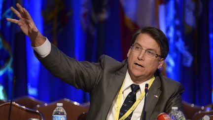 Le gouverneur r&eacute;publicain de Caroline du Nord Pat McCrory lors d'une r&eacute;union &agrave; Washington (Etats-Unis), le 23 f&eacute;vrier 2014. (MIKE THEILER / REUTERS)