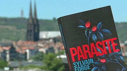 Sylvain Forge a choisi Clermont, sa ville natale, pour l'intrigue de Parasite, son dernier polar. (S. Ben Cherifa / France Télévisions)