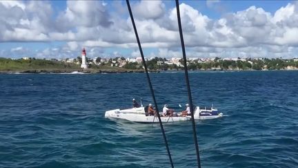 Des rameurs ont mis 47 jours et trois heures pour rallier les Canaries (Espagne) à la Guadeloupe. (France 3)