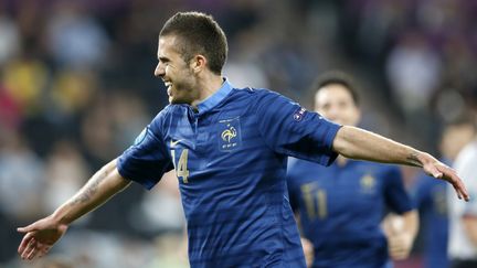 J&eacute;r&eacute;my M&eacute;nez c&eacute;l&egrave;bre son but inscrit face &agrave; l'Ukraine &agrave; la Donbass Arena de Donetsk, le 15 juin 2012. ( MICHAEL BUHOLZER / REUTERS)