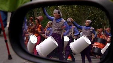 Répétions de la compagnie Melting Force pour le défilé de la biennale de la danse
 (France3/Culturebox)