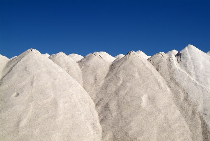 Montagnes de sel aux salines de Llevant (Majorque, Espagne). (HANS-PETER MERTEN / THE IMAGE BANK / GETTY IMAGES)