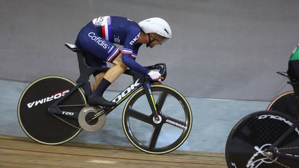 Benjamin Thomas lors de la course tempo de l'omnium des championnats du monde de cyclisme sur piste, à Saint-Quentin-en-Yvelines, le 15 octobre 2022. (MAXPPP)