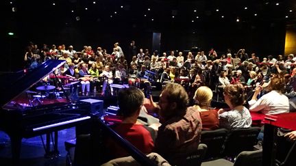 Salle comble à l'opéra de Lyon pour la "Journée Internationale du Jazz"
 (V.Dalmaz)