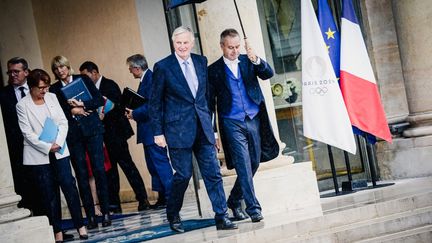 Prime Minister Michel Barnier leaves a meeting with the new government at the Élysée Palace in Paris on September 23, 2024. (AMAURY CORNU / HANS LUCAS)