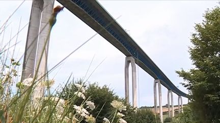 Pas-de-Calais : la structure du viaduc d'Echinghen inquiète les riverains