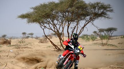 Le pilote américain Ricky Brabec, au guidon de sa Honda (FRANCK FIFE / AFP)