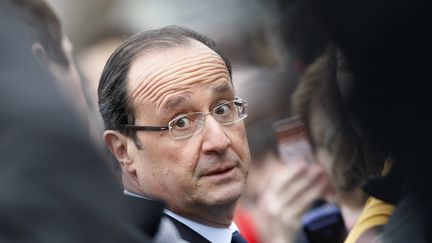 Fran&ccedil;ois Hollande, le 5 janvier 2013 &agrave; Gaillon (Eure). (CHARLY TRIBALLEAU / AFP)