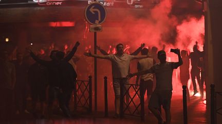 &nbsp; (Des supporters anglais dans les rues de Lille le 15 juin 2016 © MAXPPP)